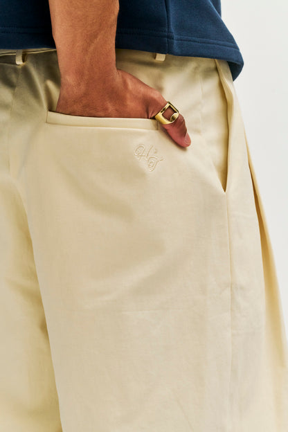 Amos Double Pleated Shorts - Cream